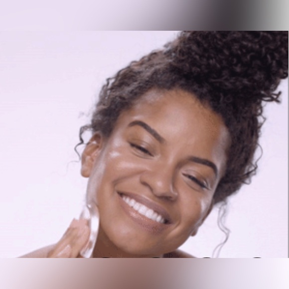 The Original Silicone Beauty Applicator, apply liquid/cream & skincare products. - Picture 5 of 10